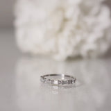 Amelia's Minimalistic Baguette Brilliant Diamond Band