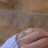 Astrid Top Covered Diamond Band