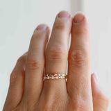 Handgraverad Goldie med Smaragder