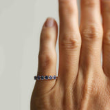 Mini Angel Ring med duvblå safirer