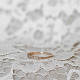 Minimalistiskt Baguettediamantband - Topptäckt