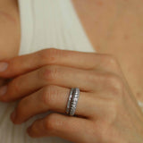 Amelias Minimalistiska Baguetteband med Briljanter - Topptäckt - Vitguld/Platina