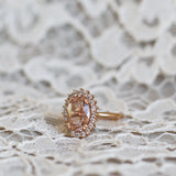 Bianca Ring med Oval Champagnemorganit och Diamanter