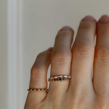 Mini Elise Ring med Svarta Diamanter